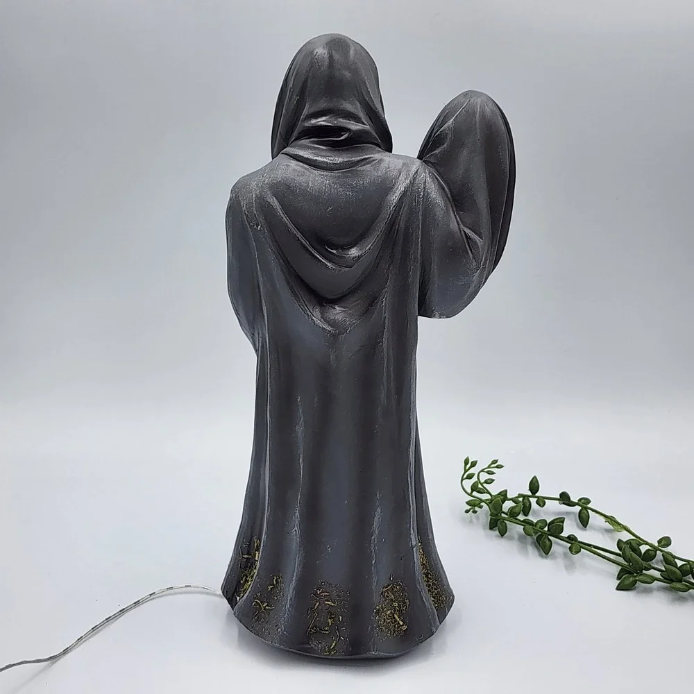 Martha Stewart Halloween Grim Reaper Figurine Gray Mossy Light Up Skull Gothic